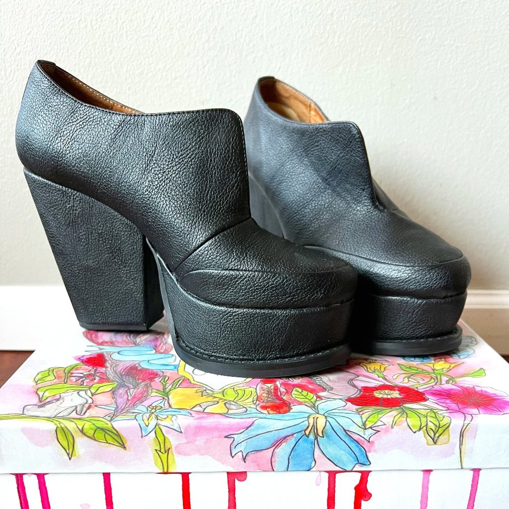 Jeffrey Campbell Gibson Black Wedge booties Size 9